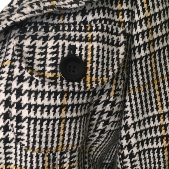 AGB belted houndstooth pea coat with yellow accent - Picture 8 of 12